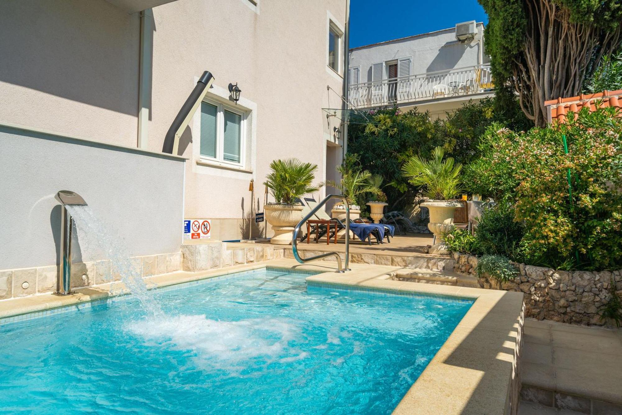 Apartments Villa Aura - Adult Only Dubrovnik Exterior photo