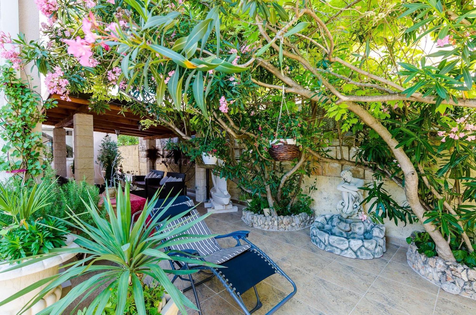 Apartments Villa Aura - Adult Only Dubrovnik Room photo